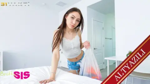 Tomurcuk Memelerini Özgür Bırakıp Sert Yarağın Üstünde İnleyerek Zıplıyor